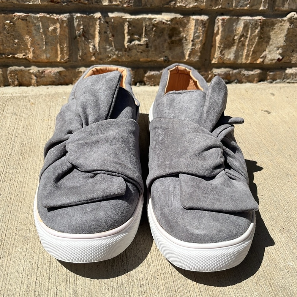 Sophie Sue Grey Suede Knot Slip-On Sneakers -cute Bow Women’s Size 10 - Picture 2 of 6